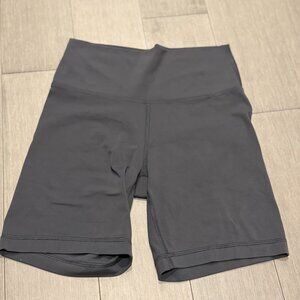 TNA Butter 7" SHORT Grey Size M